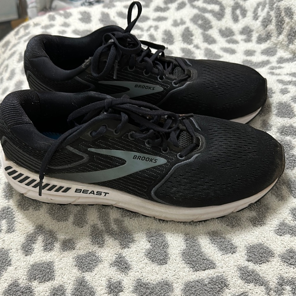 Brooks Beast 20 Running shoes sneakers